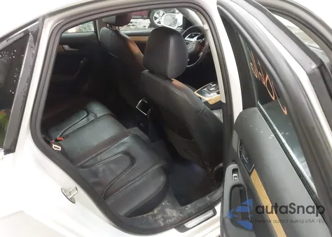 2013 Audi A4 2.0T Premium из США, поврежденный, VIN WAUBFAFLXDN033270